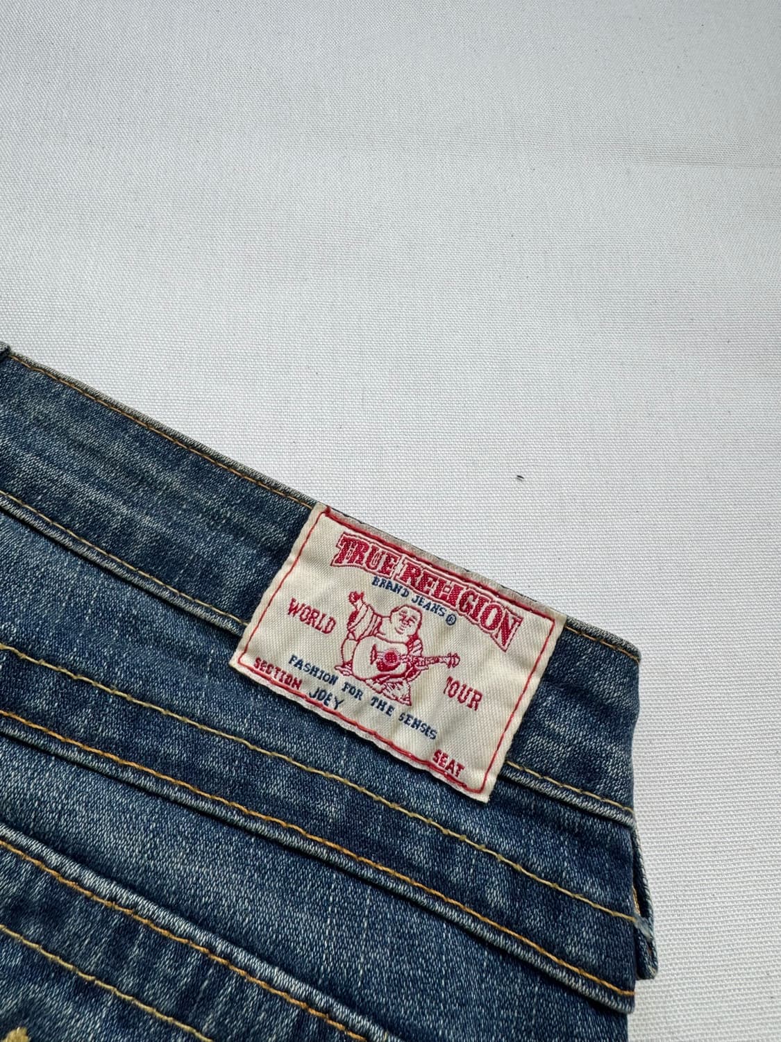 truereligion 트루릴리젼 조이 로우 라이즈 부츠컷 팬츠 상품이미지5