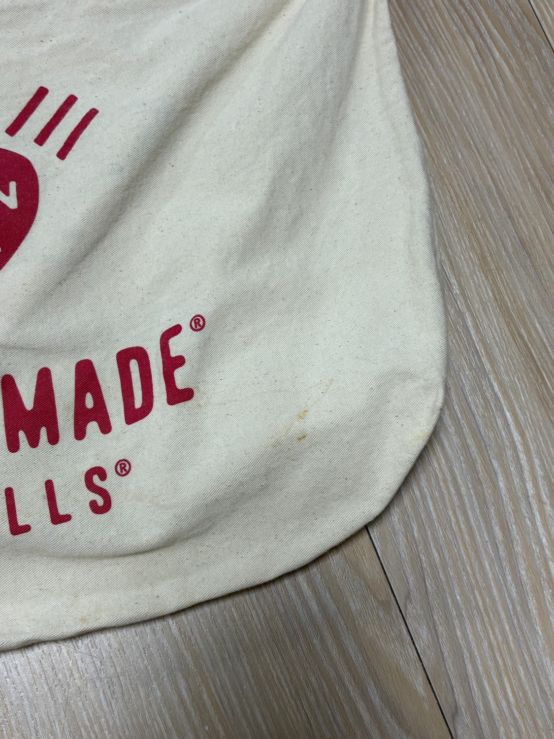 휴먼메이드 크로스백 상품이미지3