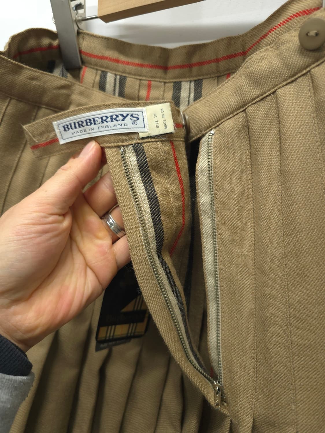 [영국 빈티지] 버버리 노바체크 포인트 울 플리츠 스커트 상품이미지7