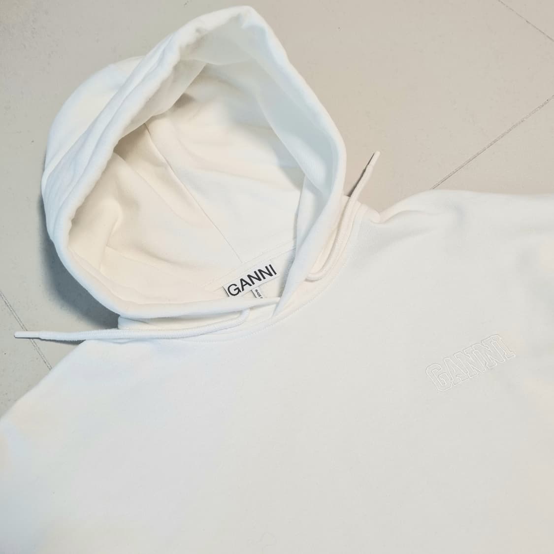 가니 GANNI 아이보리 후드티 상품이미지4