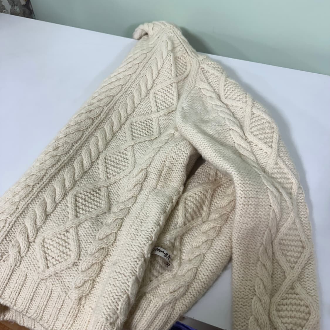 우먼M-L 크로커다일 아이보리 헤비울 후드 꽈베기가디건 상품이미지5