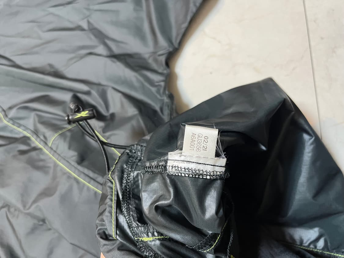 리복 X 라이풀 미니멀 가먼츠 윈드브레이커 상품이미지9