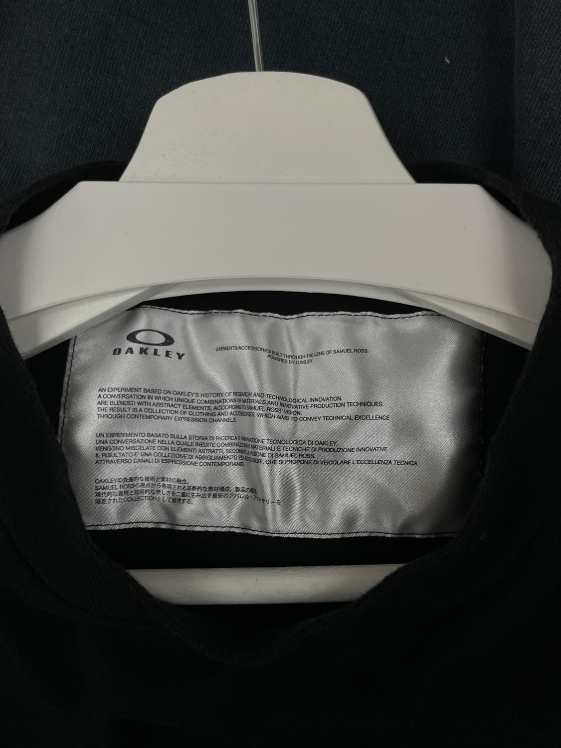 오클리 X 사무엘로스 롱슬리브 상품이미지3