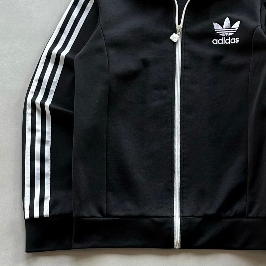 [XS-S]아디다스 유로파 블랙 트랙탑 져지 상품이미지3