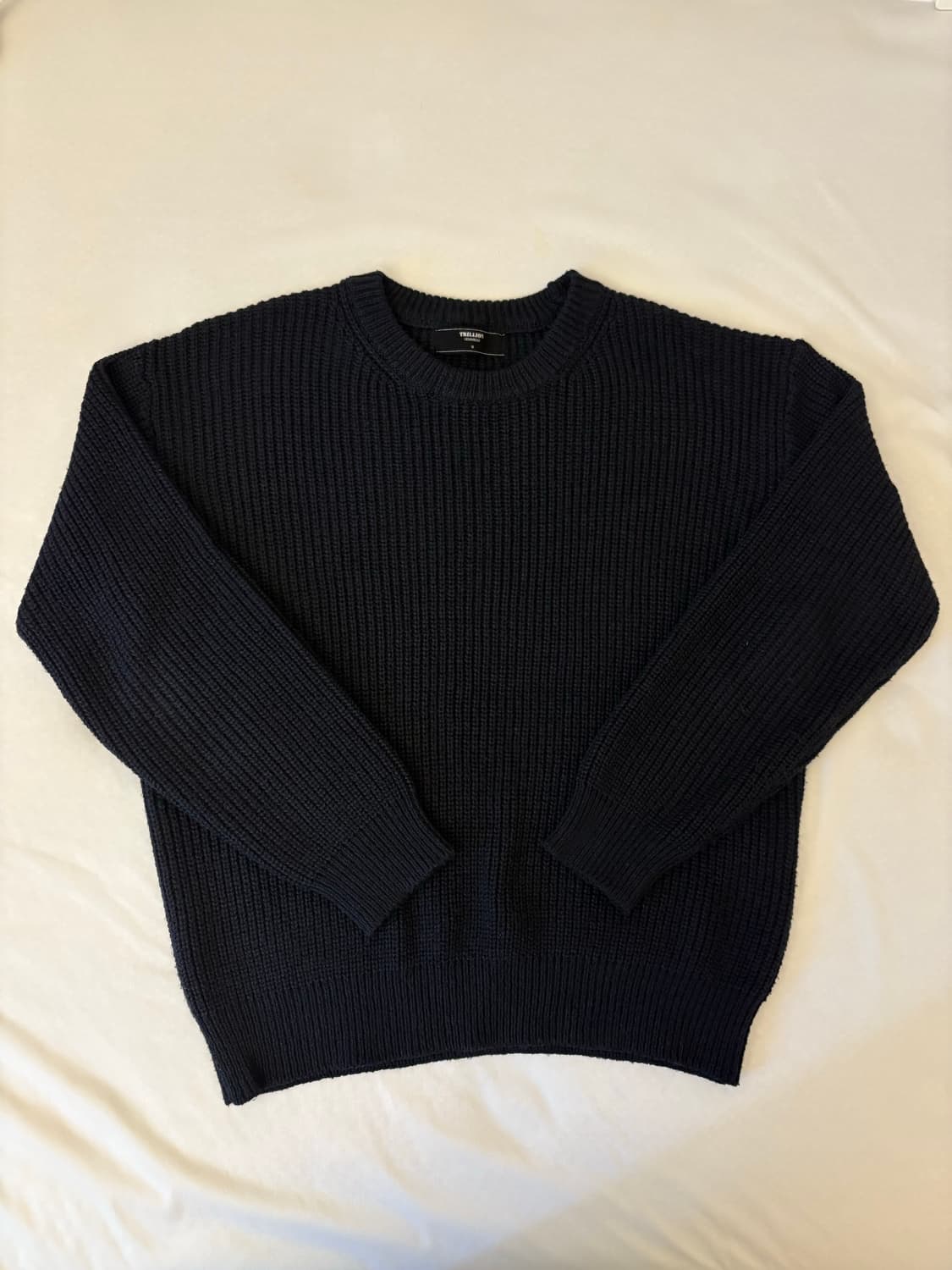 트릴리온 네이비 니트 상품이미지1