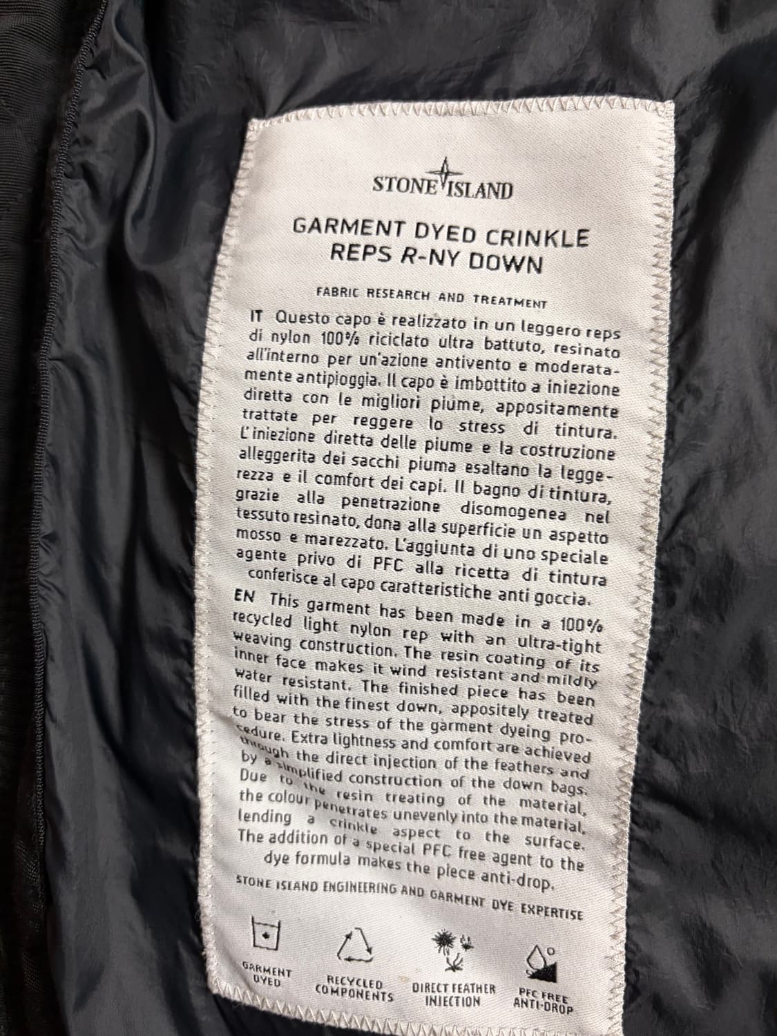[정품/24FW] 스톤아일랜드 크링클랩스 후드 다운 자켓 블랙 상품이미지4