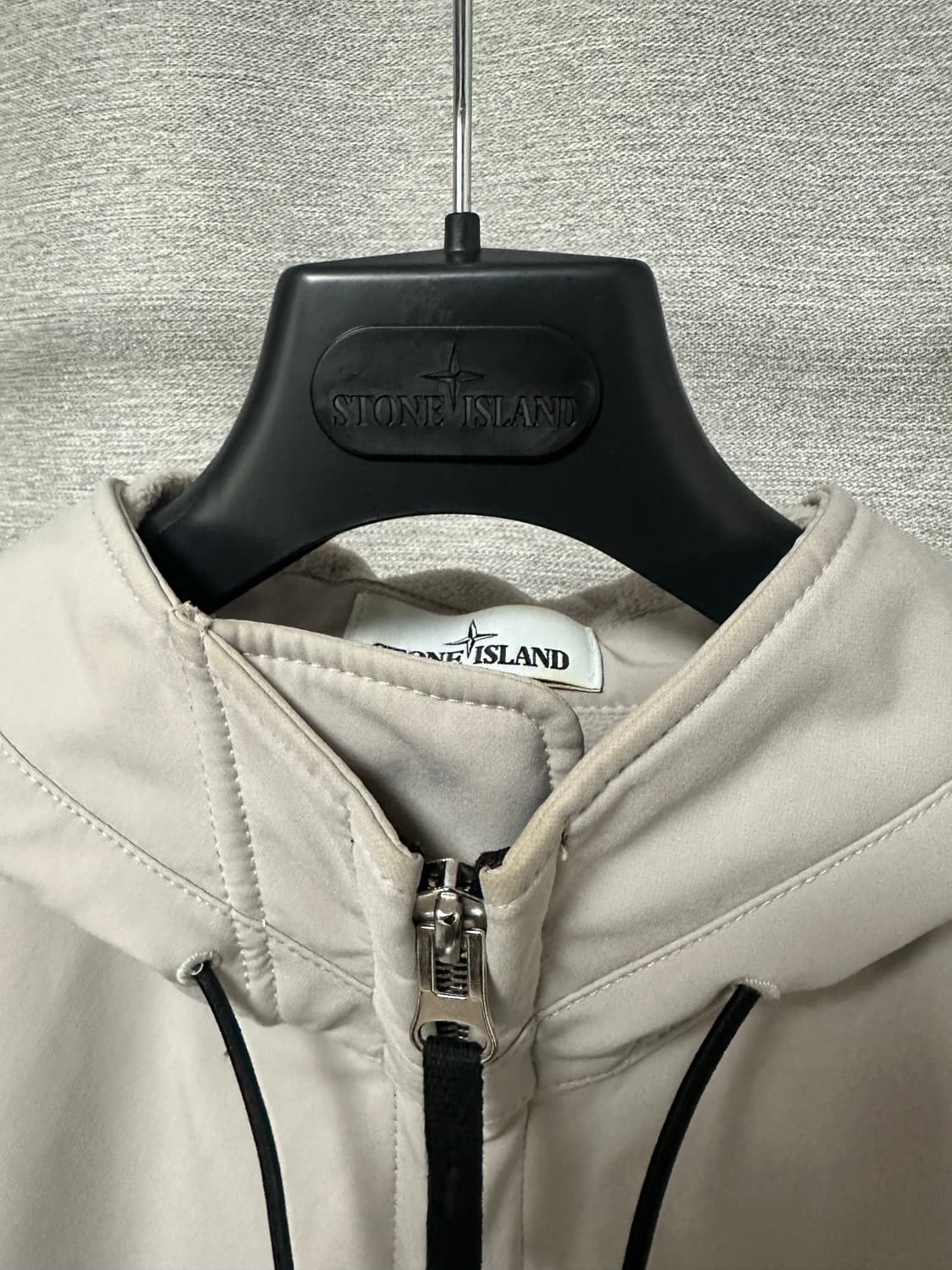 스톤아일랜드 소프트쉘 베이지 (XL) 상품이미지4