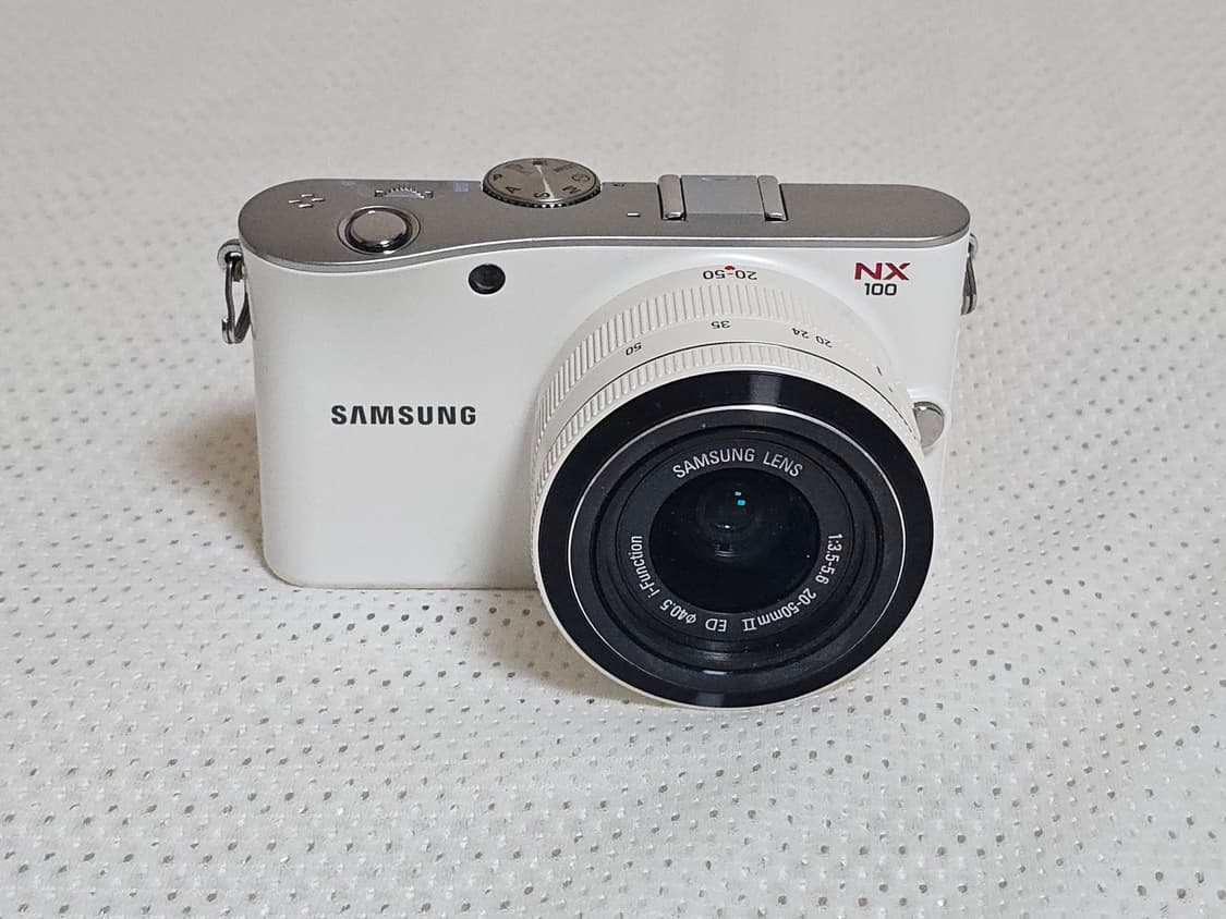 삼성 NX100 미러리스 카메라 상품이미지2