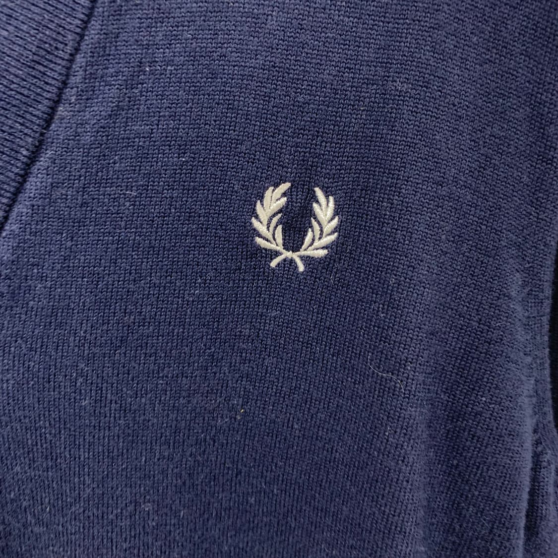 프레드페리 자수로고 네이비 니트 가디건 상품이미지3