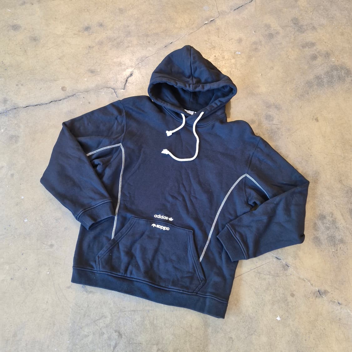 아디다스 신형 후드티 상품이미지1