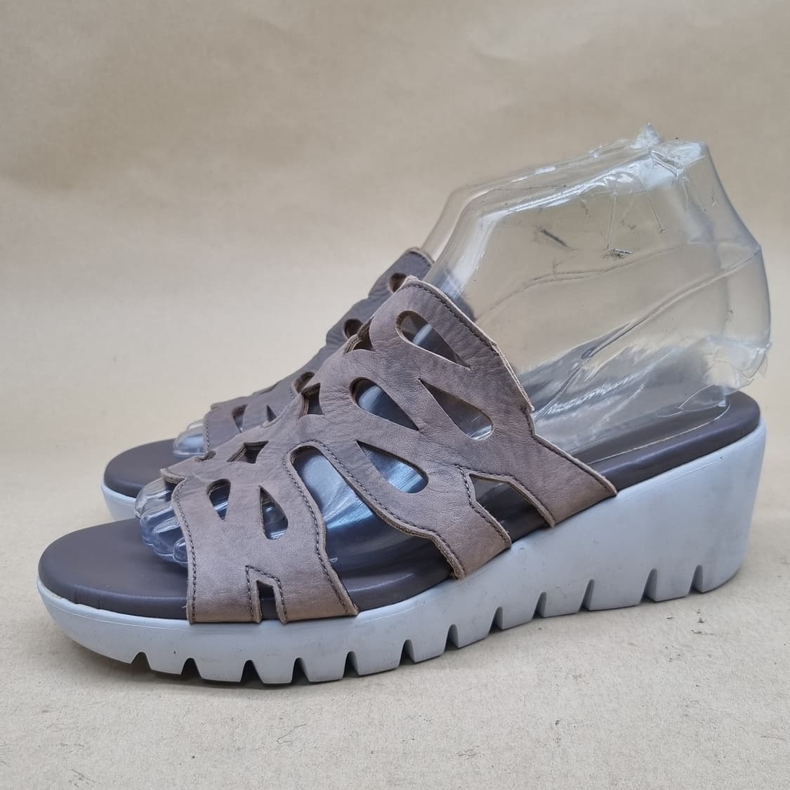 가이거 여성슬리퍼240 굽6.5 상품이미지1