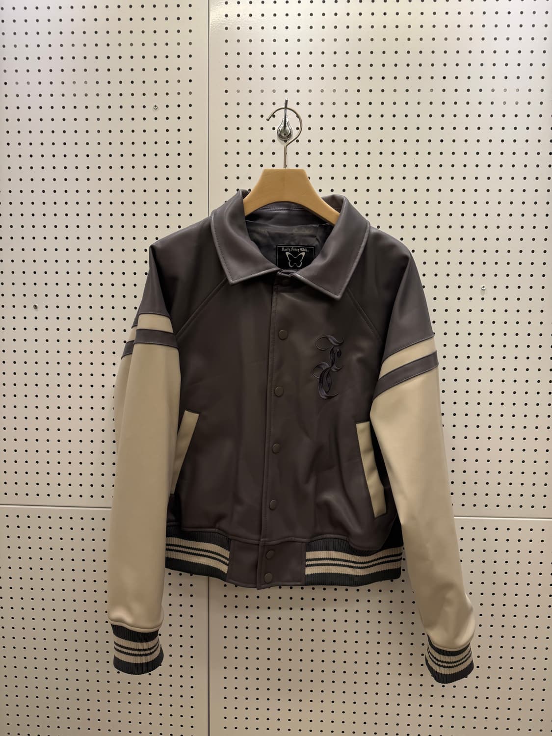 네스티팬시클럽 빅로고 레더 바시티 자켓 U322 상품이미지2