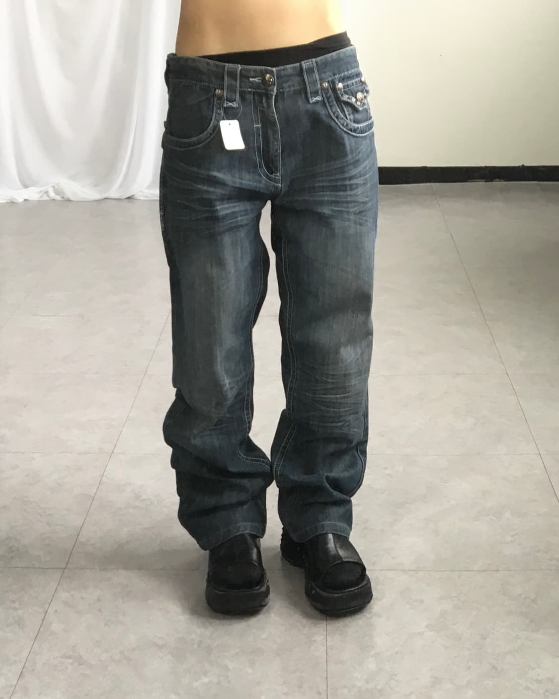 Back cross patch point denim pants 상품이미지10
