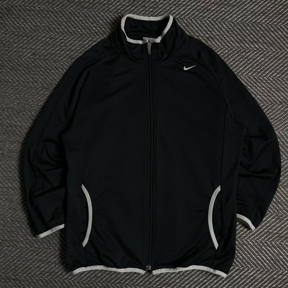 나이키 드라이핏 스우시로고 블랙 올드스쿨 트레이닝 자켓o 4801 상품이미지1