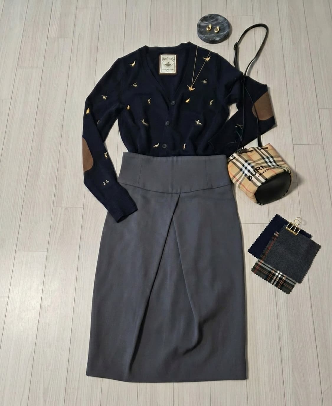 엠포리오 아르마니 하이웨스트 튤립 펜슬 스커트 (40사이즈) 상품이미지1