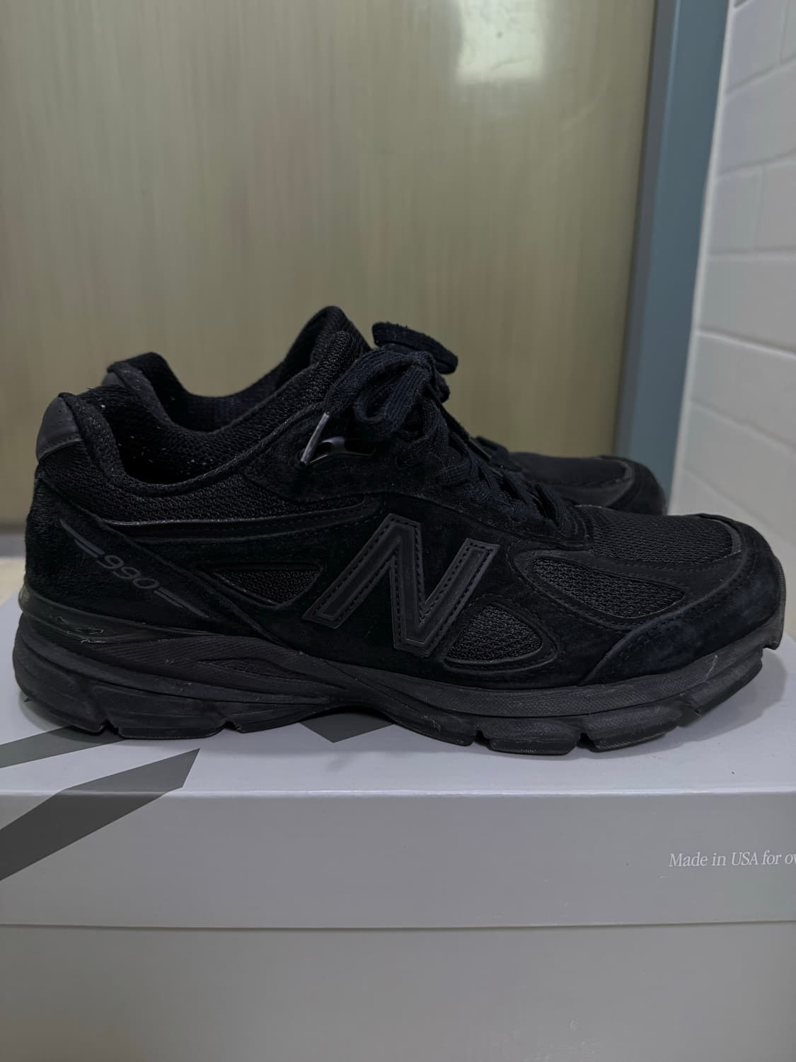 뉴발란스 990v4 메이드 인 USA 블랙 255 상품이미지1