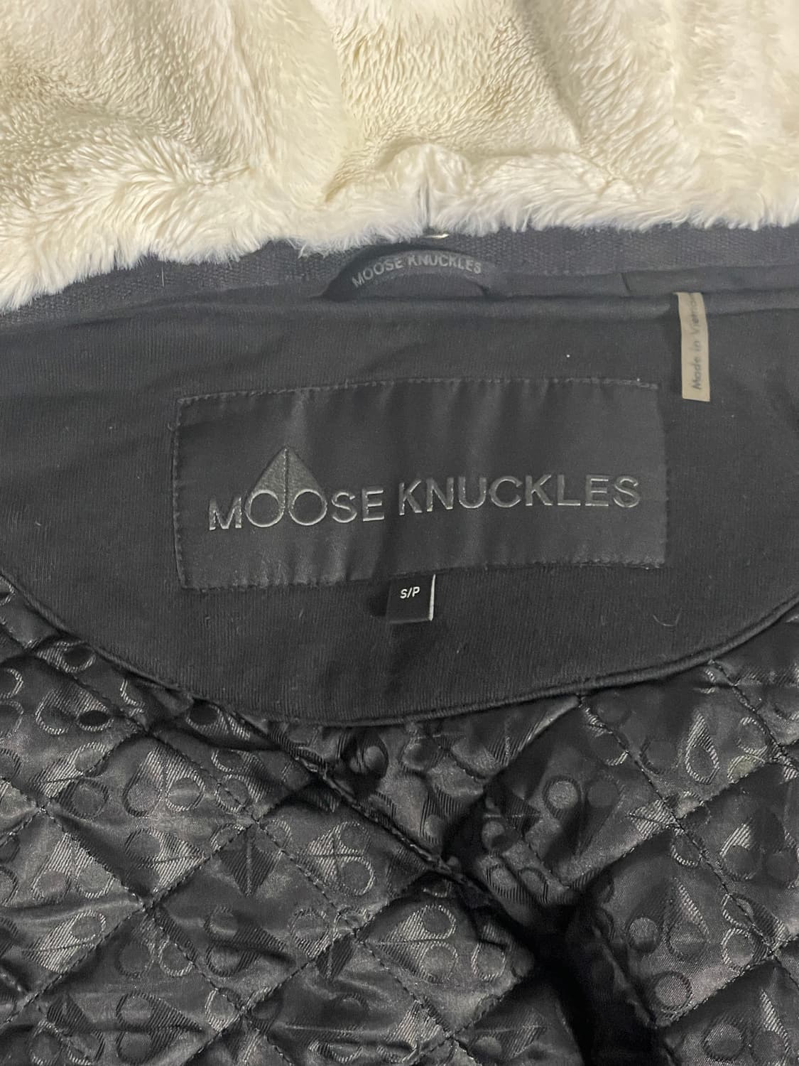 무스너클 버니스웨터 상품이미지2