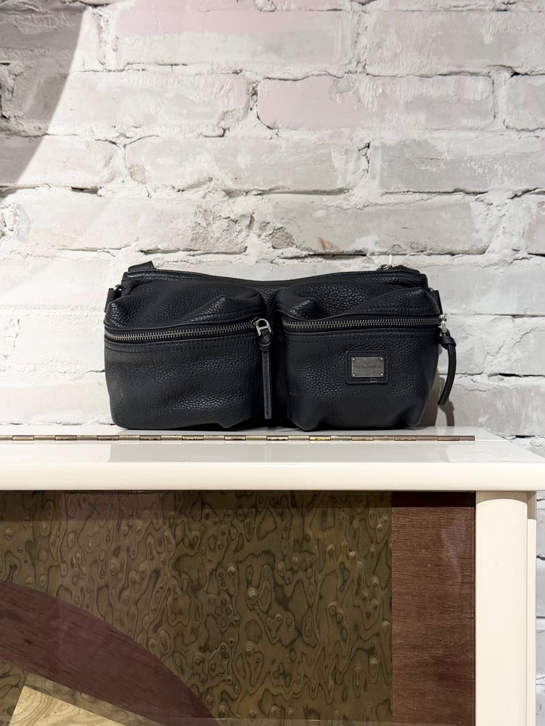 돌체앤가바나 블랙 레더 힙색 상품이미지1