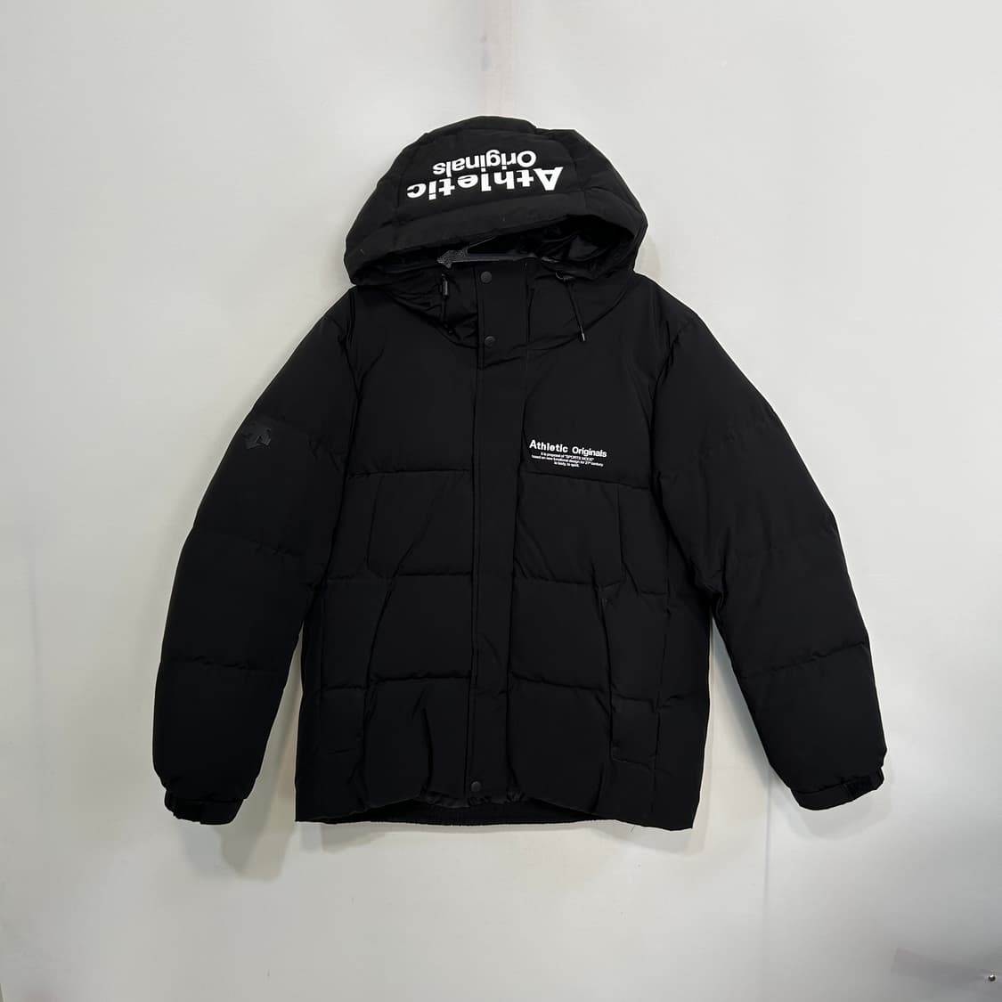 데상트 남성 오리털 패딩 95 블랙 상태최상 상품이미지1