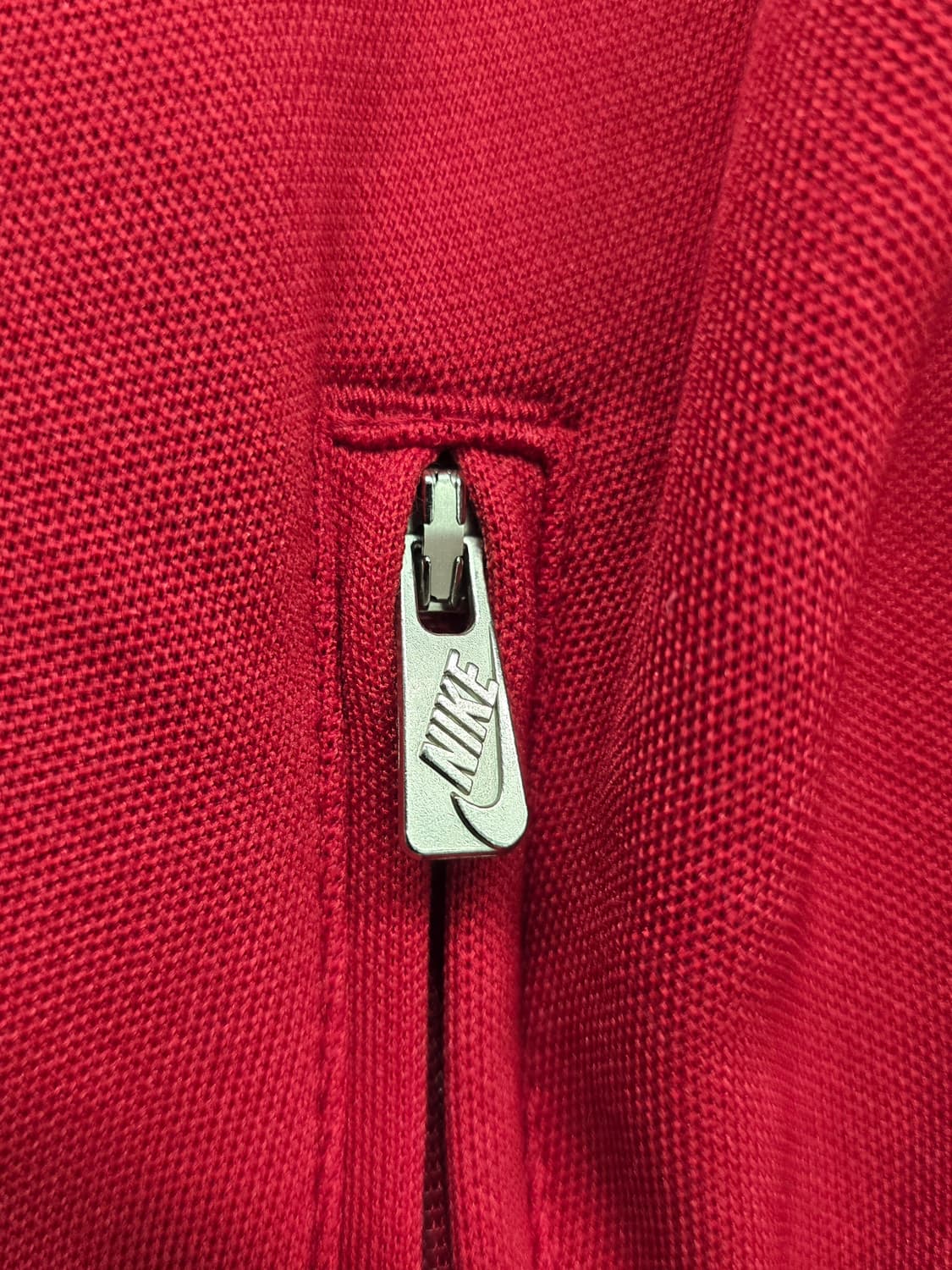 나이키 스우시 아스날 엠블럼 트랙탑져지.
싸이즈 95 상품이미지6