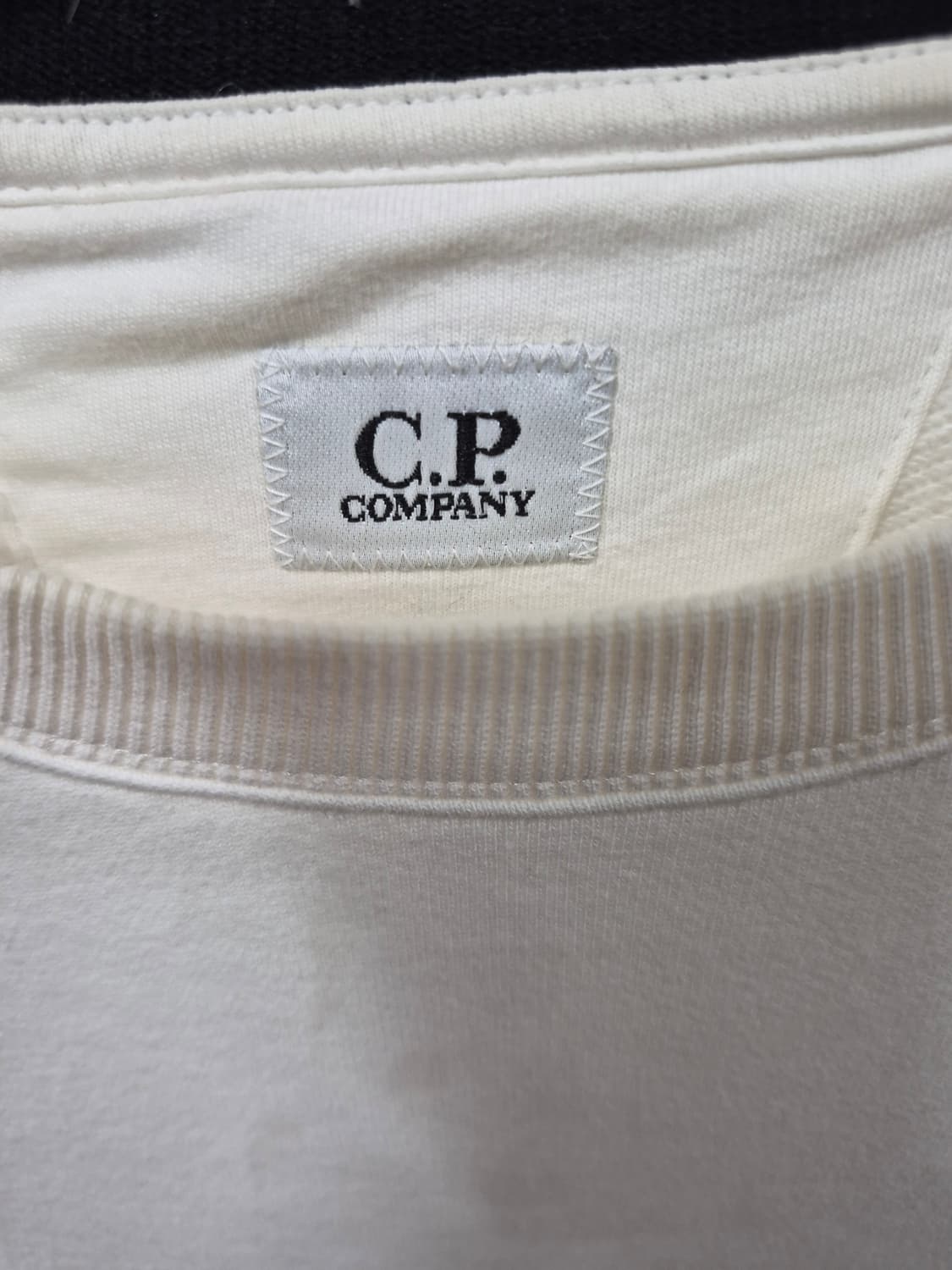 C.P. 컴퍼니 화이트 맨투맨 L 상품이미지3