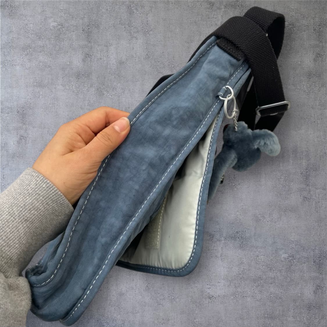 키플링 Kipling 라이트블루 멀티포켓 크로스백 상품이미지4