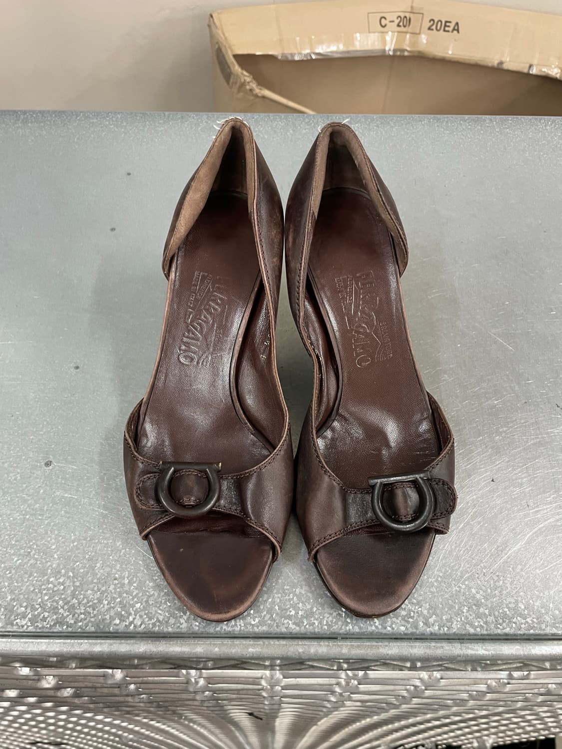 페레가모 바라 레더 힐 6.5D 상품이미지5