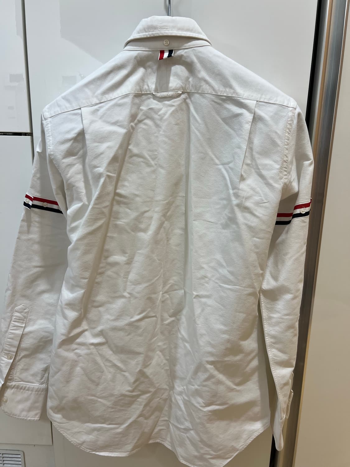 톰브라운 암밴드셔츠 2사이즈 (새상품급) 상품이미지2