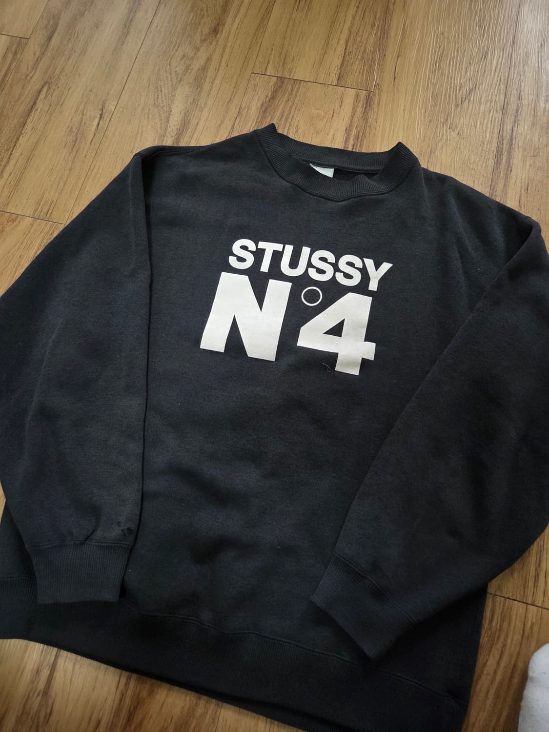 스투시 n4 맨투맨 상품이미지2