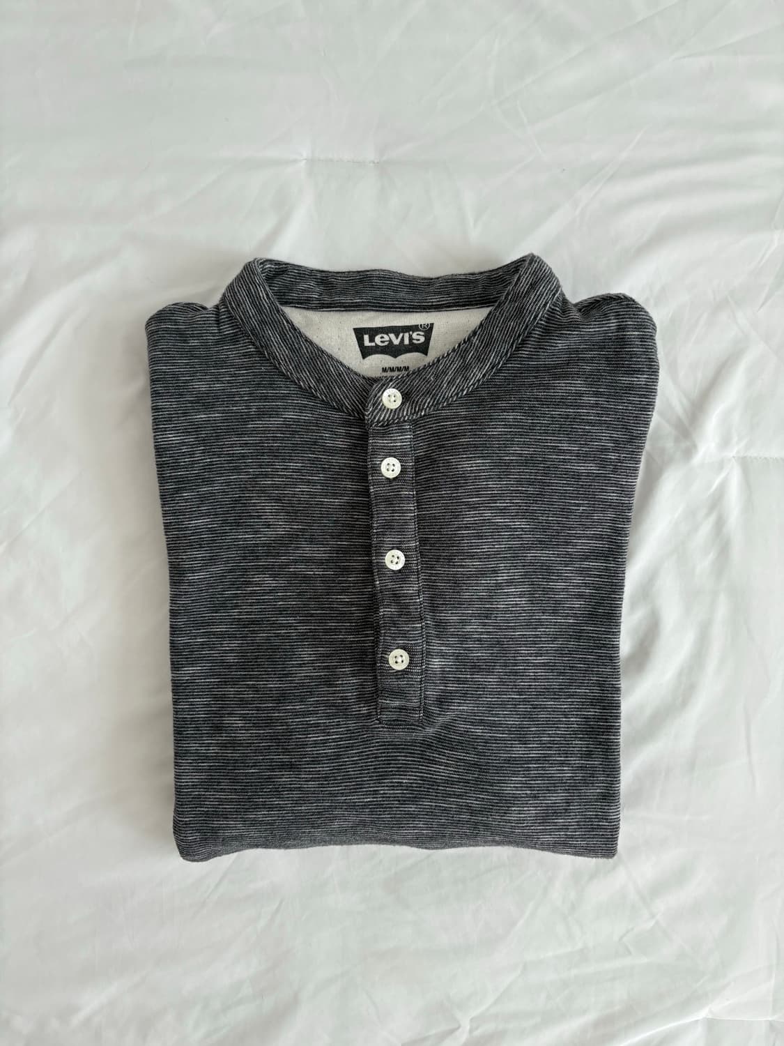 LEVI’S Henry neck T-shirt 리바이스 헨리넥 티셔츠 상품이미지1