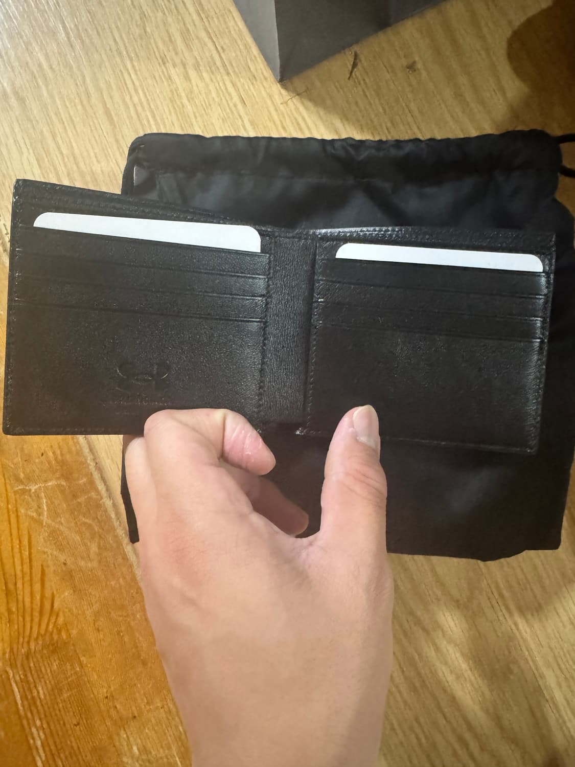 발렌시아가 언더아머 반지갑 상품이미지2