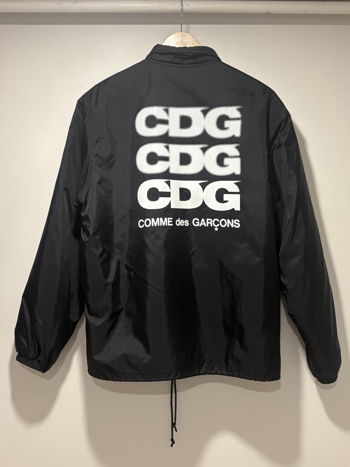 꼼데가르송 CDG 코치 퍼자켓 블랙 M 상품이미지1