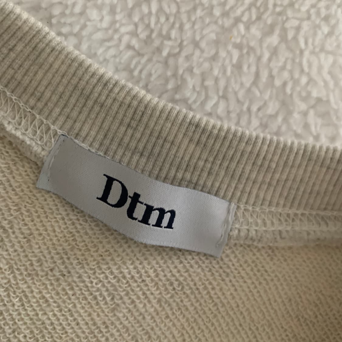 Dtm 햄프셔 레터링 루즈핏 남여공용 맨투맨 상품이미지7