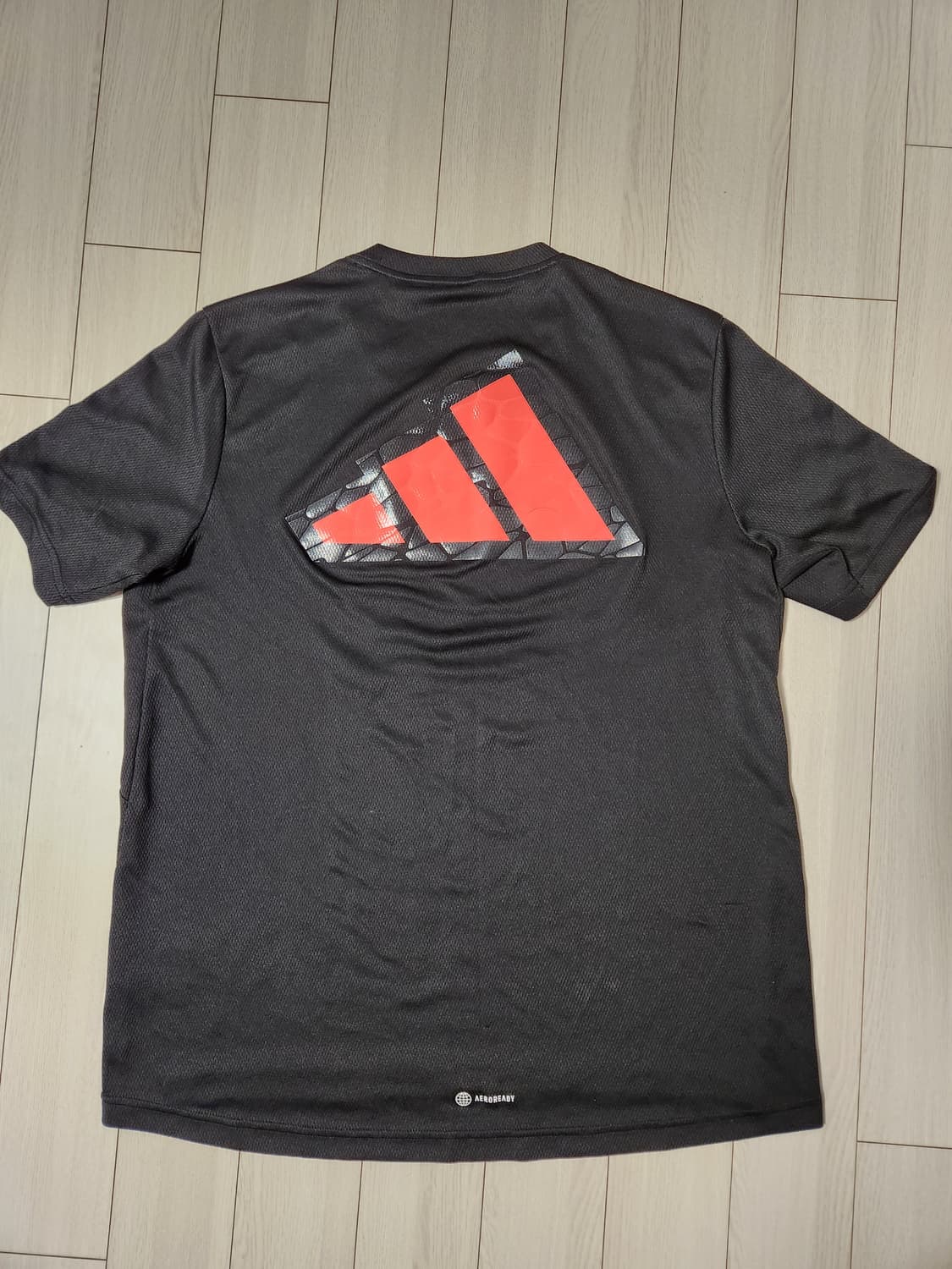 아다다스 스포츠 기능성 반팔티 워크아웃 베이스 로고티 IB7901 사이즈 상품이미지6