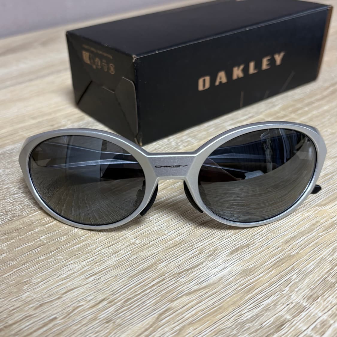 오클리 아이자켓 리덕스 실버 상품이미지1