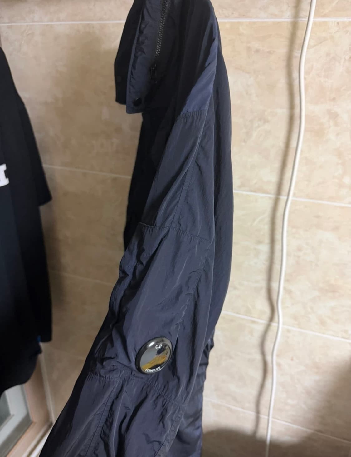 cp컴퍼니 렌즈 트렌치 코트 상품이미지2