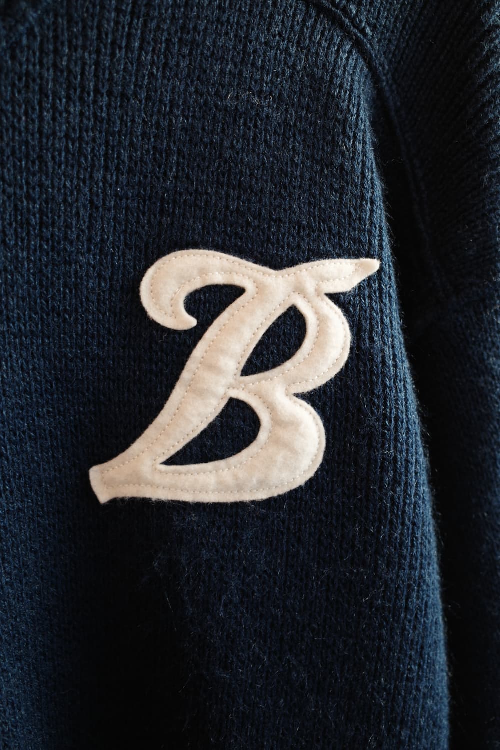 Town&Country 레터링 패치 울 니트  상품이미지4