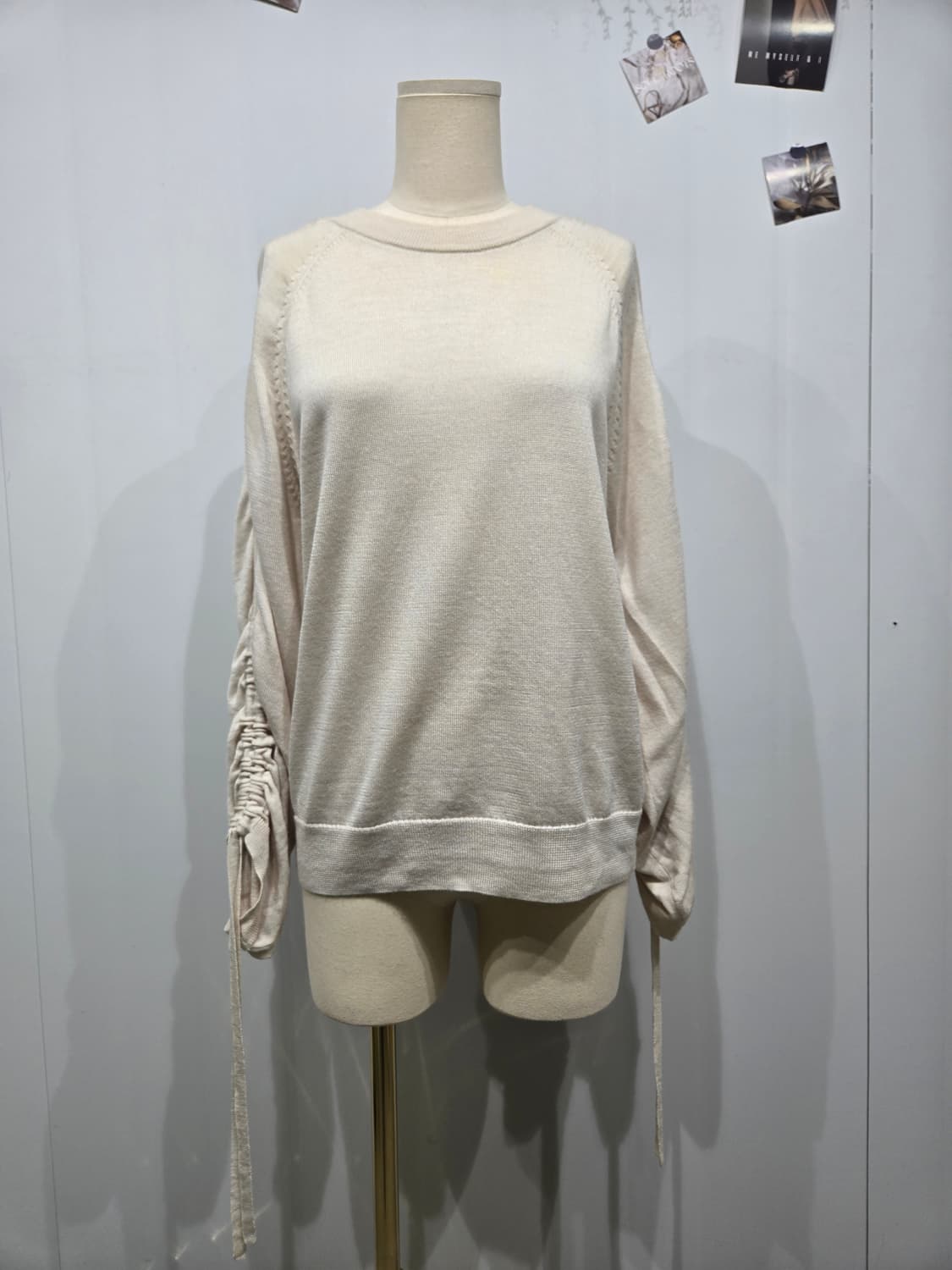 올세인츠 아이보리 셔링 긴팔 니트 상품이미지1