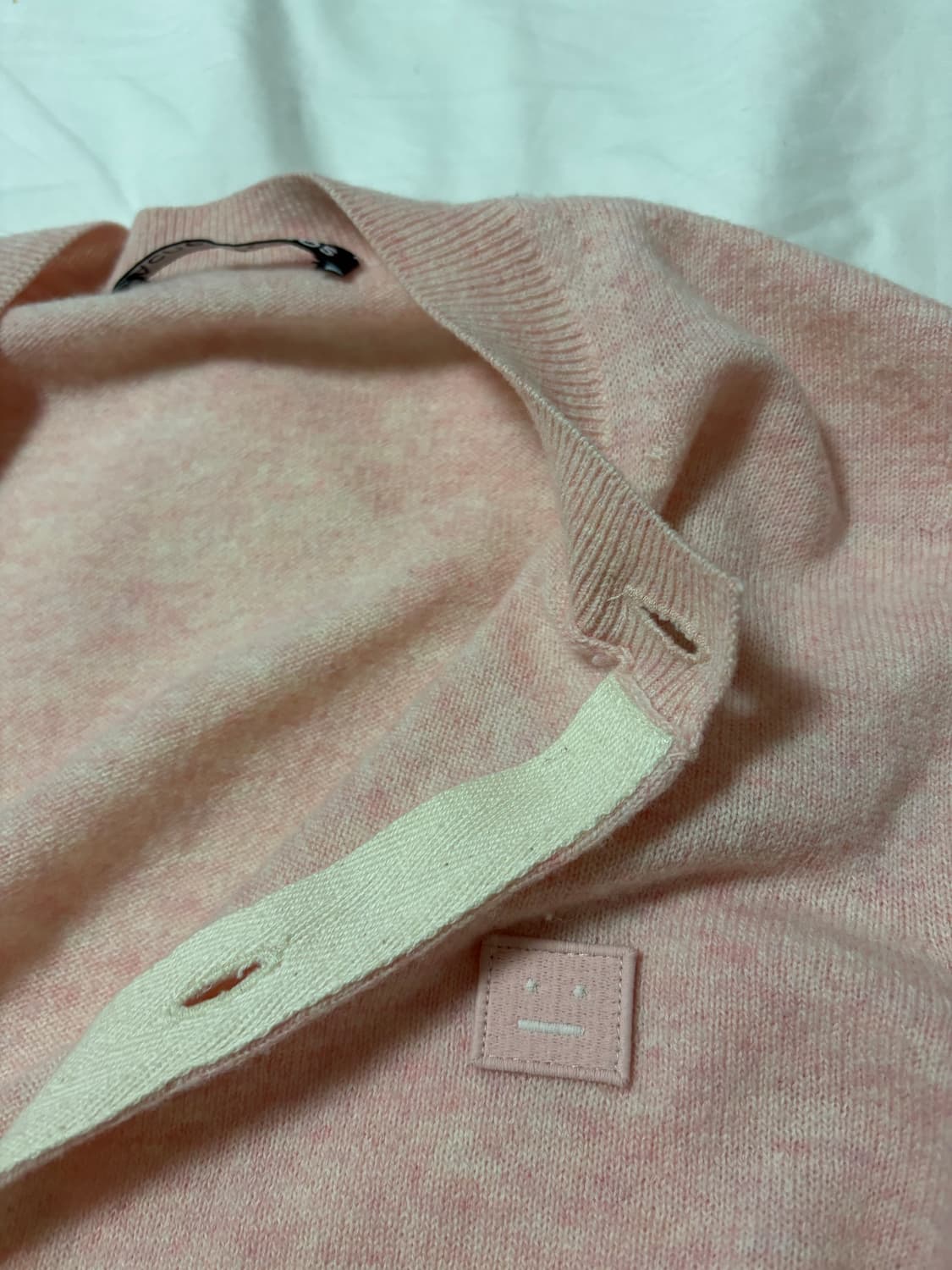 아크네스튜디오 페이스 크루넥가디건 S 상품이미지4