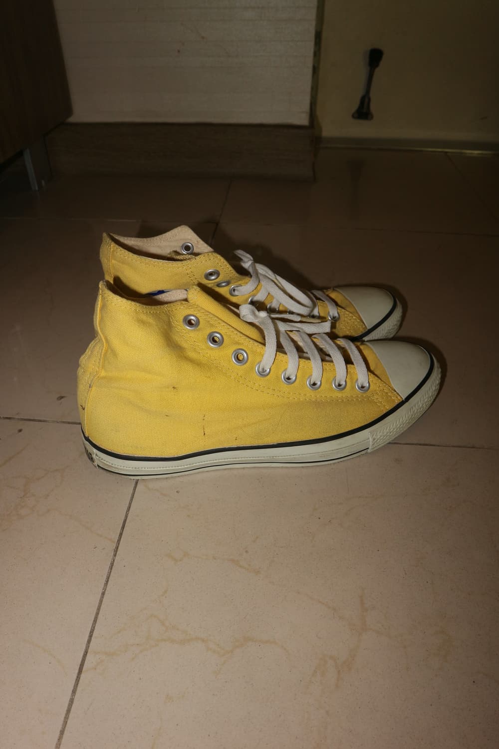 컨버스 하이 옐로우 상품이미지2