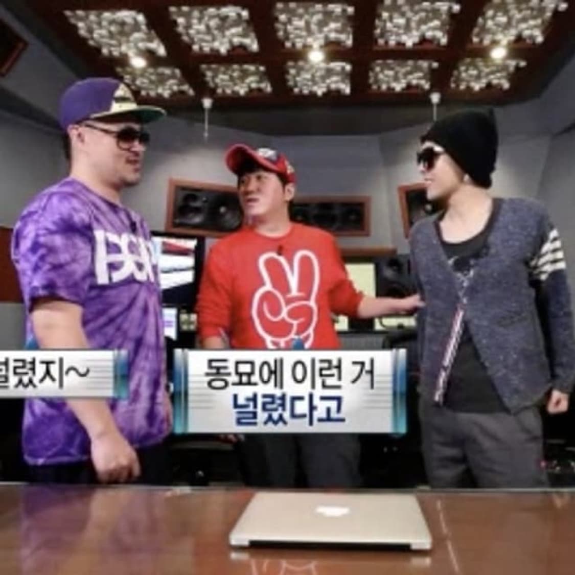 [2] 13fw 톰브라운 스트라이프 지디 가디건 상품이미지1