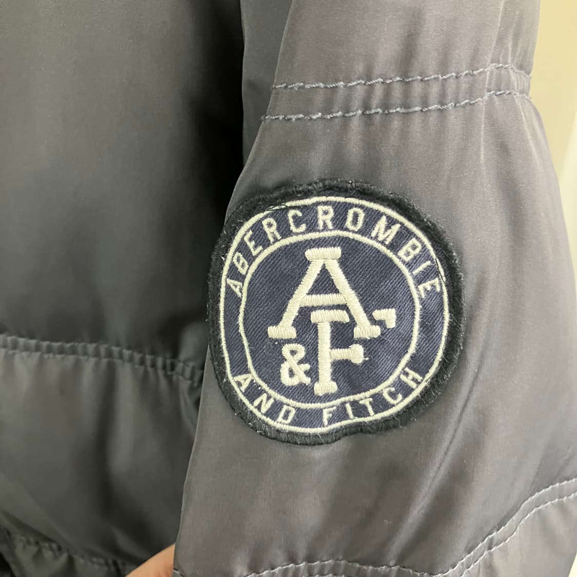 아베크롬비 그레이 패딩 점퍼 M 상품이미지4