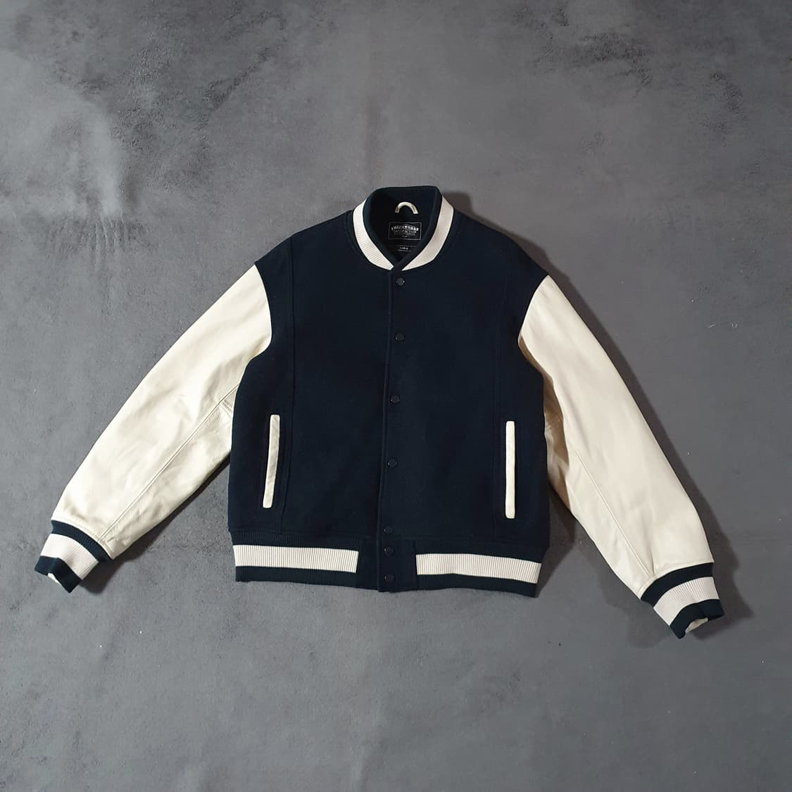 프리즘웍스 카우하이드 레더 바시티 자켓 L 네이비 상품이미지2