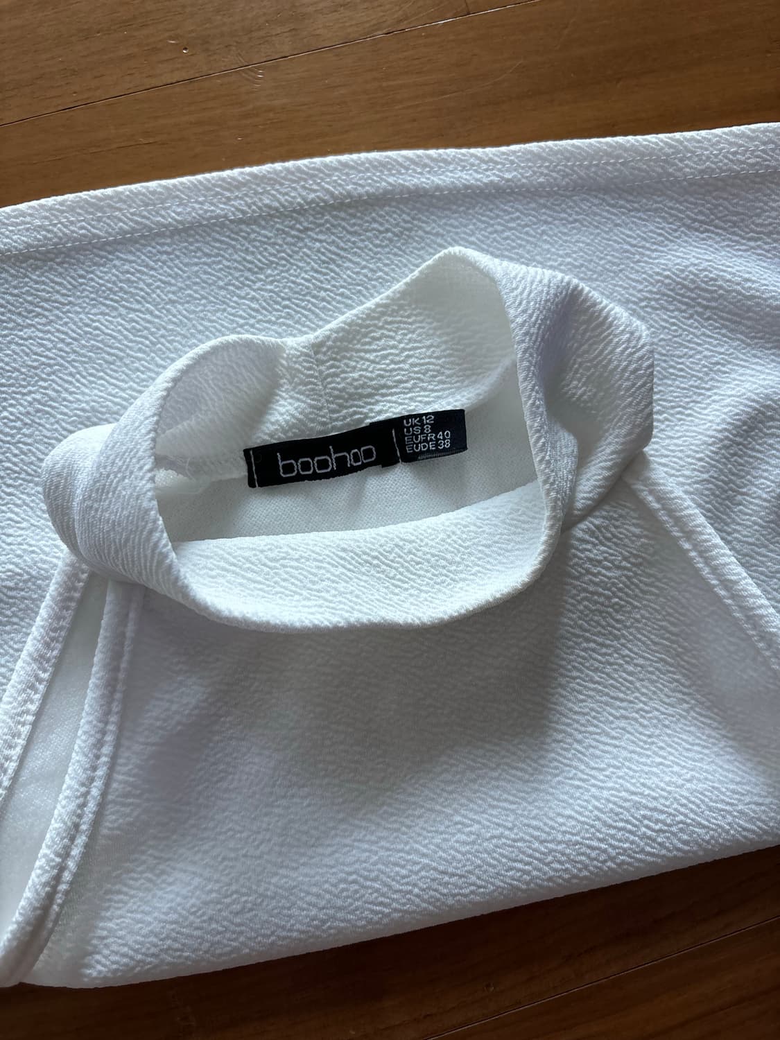 Boohoo 화이트 나시 상품이미지2