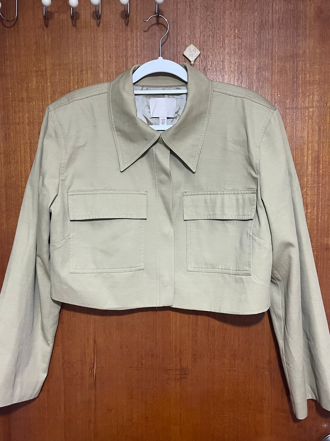 H&M 크롭 카고자켓 상품이미지1