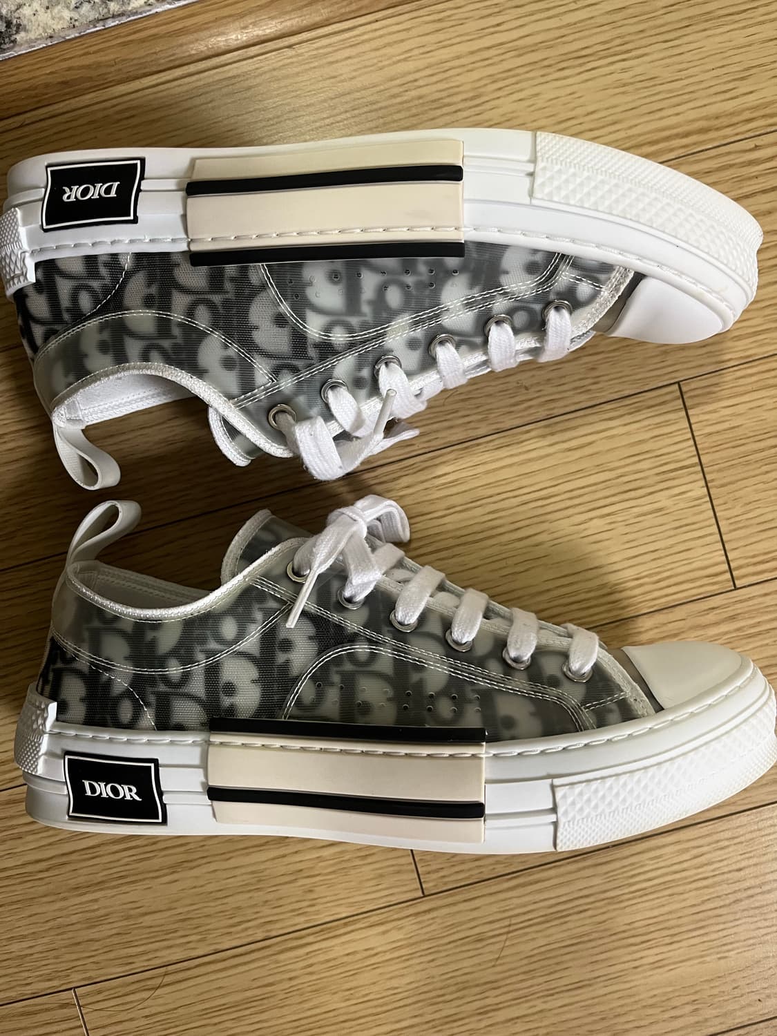 (정품)디올 B23 로우 오블리크 캔버스 화이트 & 블랙 260 팝니다  상품이미지3