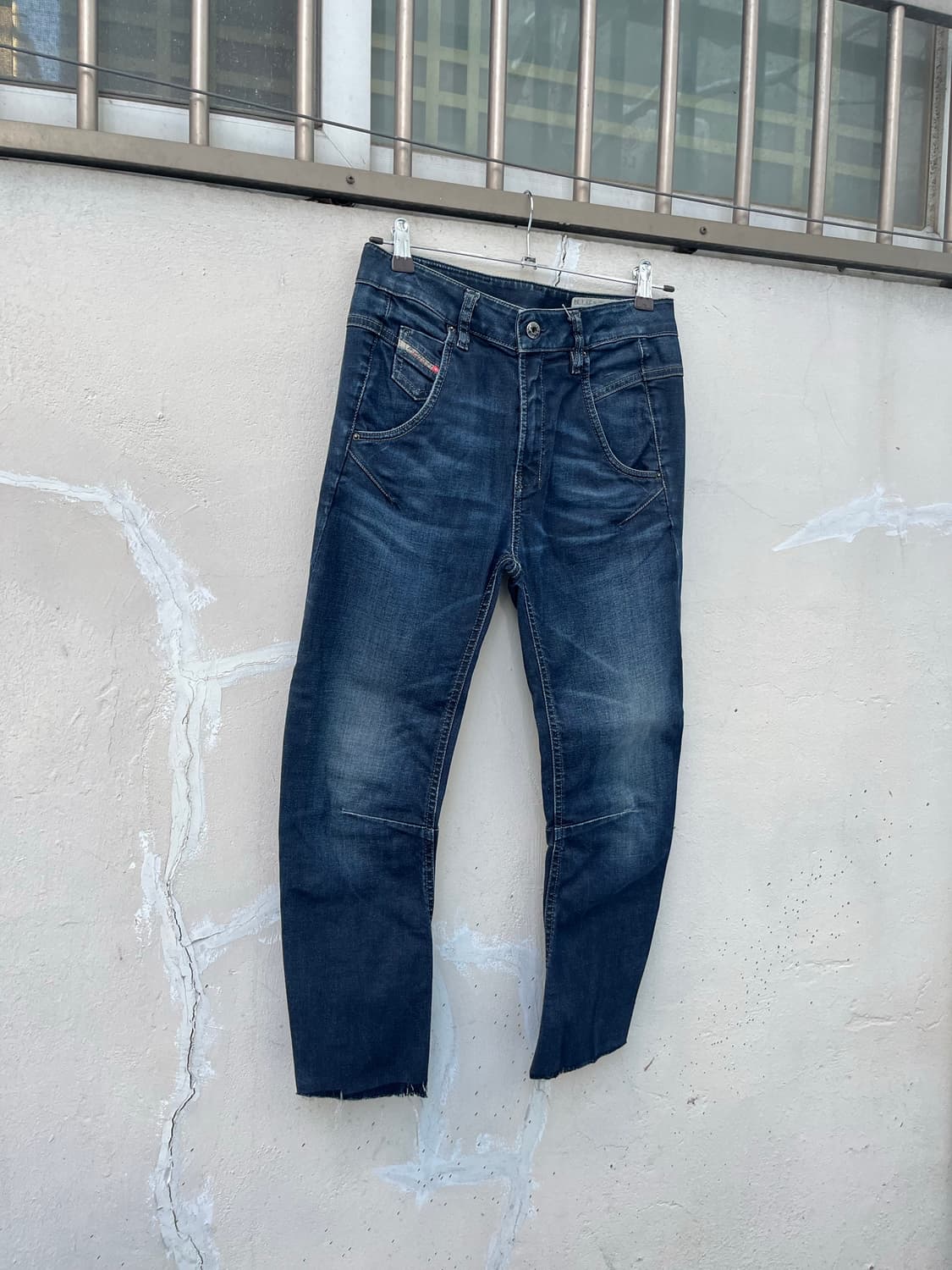 디젤 앵클 스키니 팬츠 상품이미지1