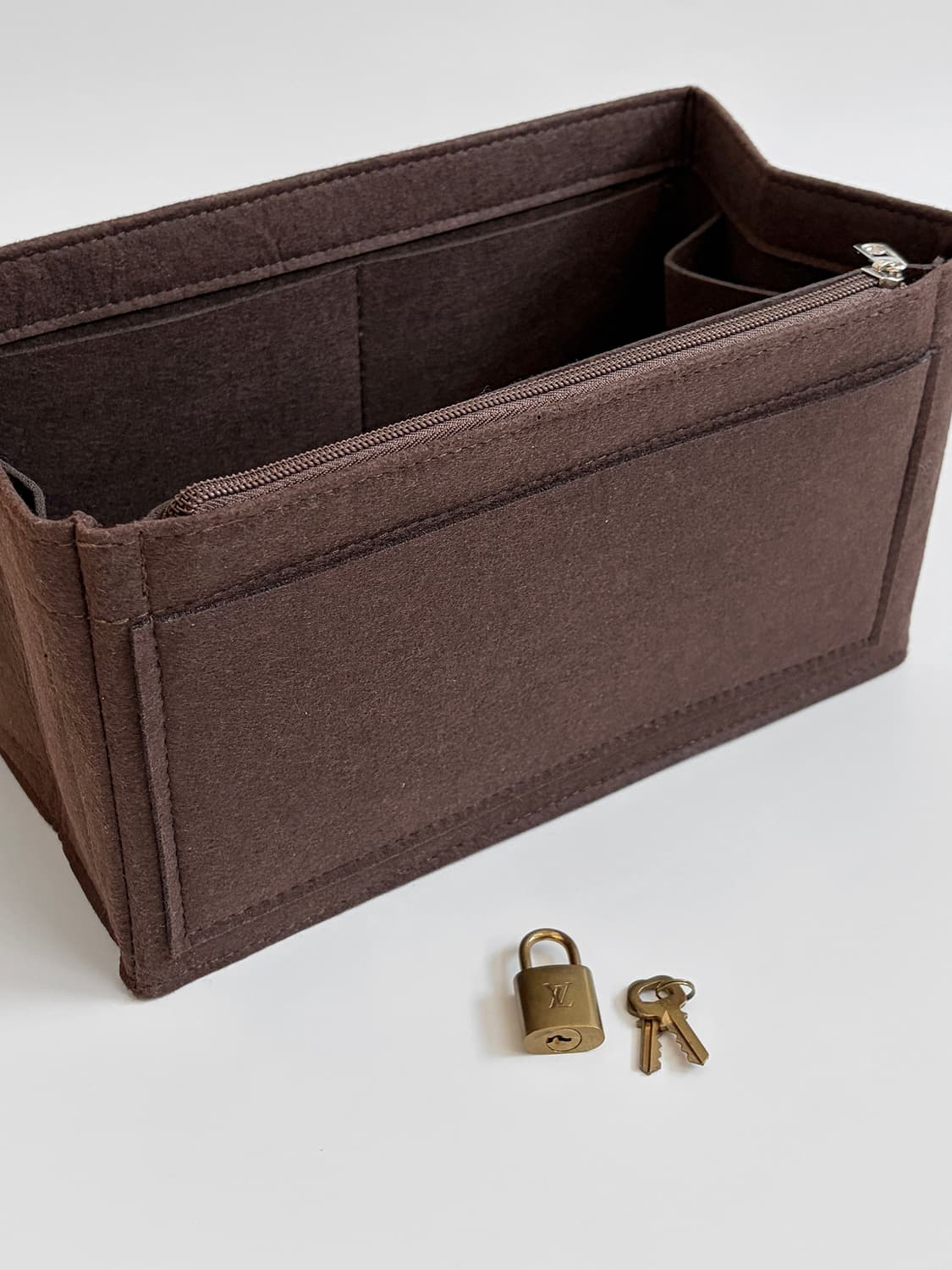 루이비통 모노그램 스피디백 30 판매합니다. 상품이미지9