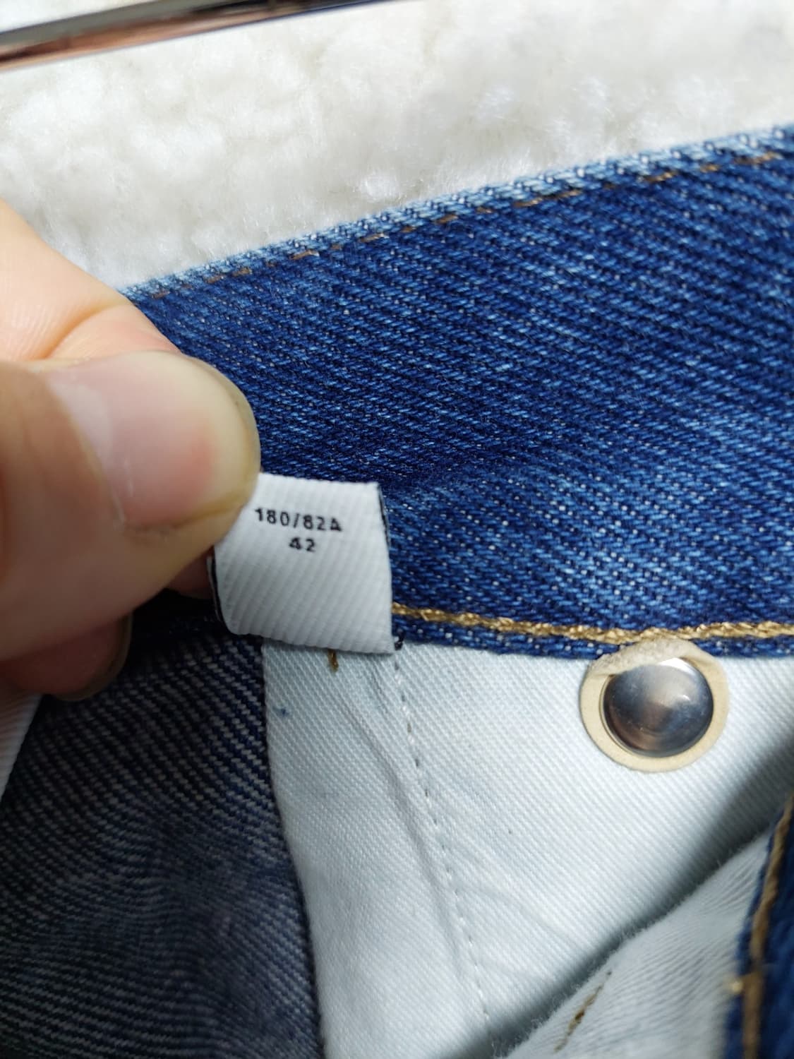 버버리 런던 로고패치 백투프론트 데님 청바지 w32 새제품 상품이미지6