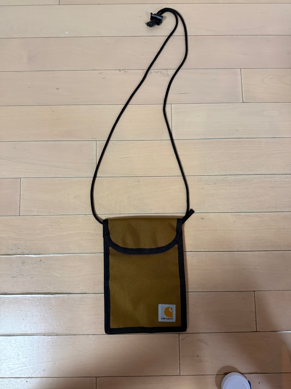 판매) 칼하트 wip 미니크로스백 상품이미지1